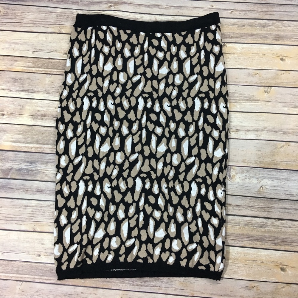 Bongo animal print sweater pencil skirt